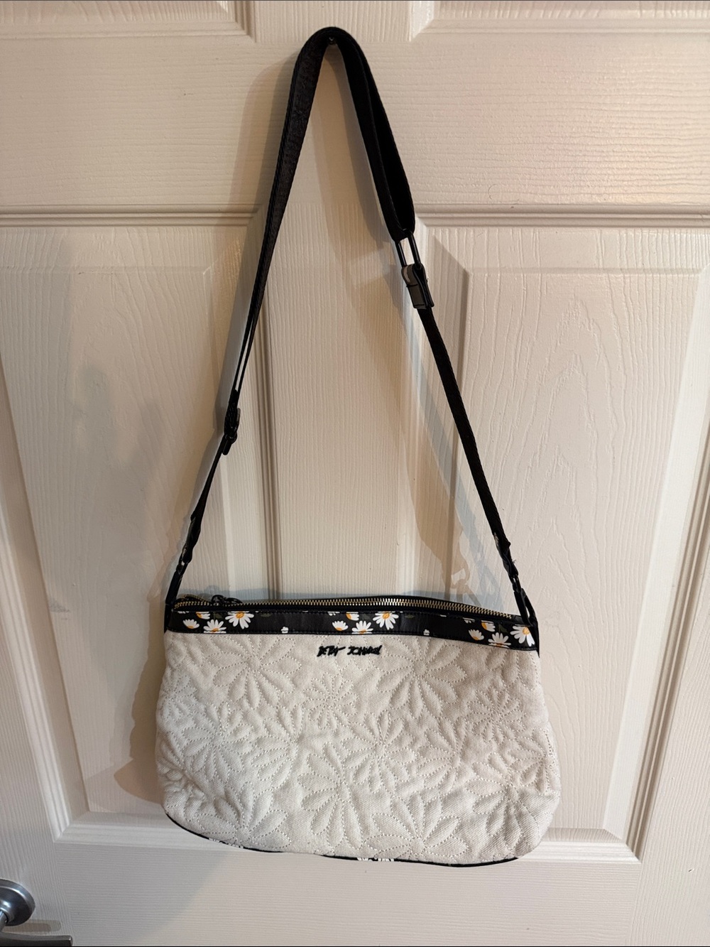 Betsey Johnson White Quilted Daisy-Trim Crossbody with Black Strap